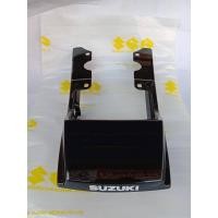 ราคา กล่องท้ายเบาะแท้100%suzuki-Rc100gสีดำ-376ำ (9318949500)
