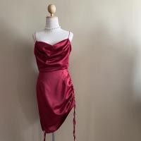 ราคา สายเดี่ยวคอถ่วง สีแดงเลือดนก (16192663047)