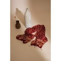 ราคา BATIK RATU - ผ้าพันคอผ้าบาติกผ้าไหมจัสมินลายทาง - สีแดง - 45 (41355742266)