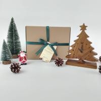 ราคา ที่ไม่ซ้ํากันของขวัญคริสต์มาส กระเช้าพร้อมนาฬิกาไม้สน (25839158582)