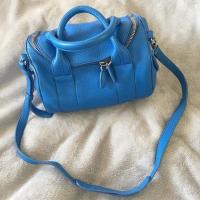 ราคา used กระเป๋า Alexander Wang Small Rockie Duffel Blue (2159126708)