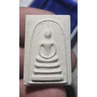 ราคา การันตีพระแท้ พระสมเด็จวัดไก่เตี้ย หลังตรายางรูปไก่สีแดง ตลิ่งชัน กทม. ปี 2534 พร้อมกล่องเดิม (43117933675)