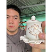 ราคา แก้วน้ำไหว้พระ แก้วไหว้เจ้า ลายดอกบัว เซรามิก 9.5cm (43768442576)