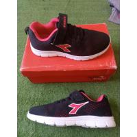 ราคา Original diadora รองเท้าเด็ก& 39; รองเท้า diadora junior ไซส์ 34 (24337480587)