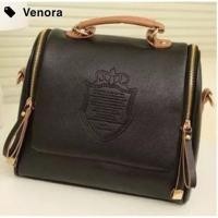 ราคา พร้อมส่ง กระเป๋าหนังสะพายข้างมงกุฎ 2018 (1107964839)