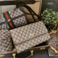 ราคา gucci vintage มือสอง ของแท้ (19135117500)