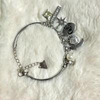 ราคา กำไลข้อมือแบรนด์ guess ข้อมือ 15 cms (25784125495)
