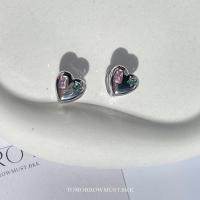 ราคา พร้อมส่ง crystal heart earring silver925 พร้อมกล่องของขวัญ (18125892626)