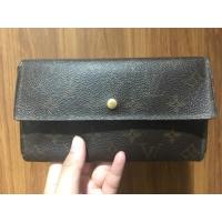 ราคา กระเป๋าสตางค์ใบยาว LV ของแท้ (1377838000)