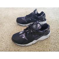 ราคา Nike Air Huarache WMNS [ของแท้](มือสอง) (21923494350)