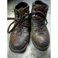 ราคา รองเท้าบูทหนังผู้ชาย มือสอง (6833029179)