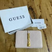 ราคา Guess Logo SLG Medium Zip Around - กระเป๋าสตางค์ผู้หญิง Guess ดั้งเดิม (42922089266)