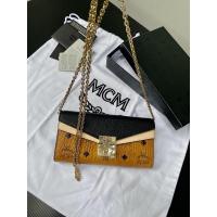 ราคา NEW MCM WOC 7 นิ้ว แท้100% (4967876880)