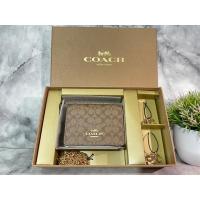 ราคา Coach mini wallet on chain พร้อมส่งที่ไทย ของแท้ จาก coach outlet อเมริกา (19212410591)
