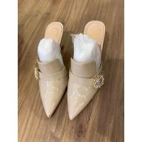 ราคา รองเท้าส้นสูงสีนู้ด ติดเพชร Lyn around Size 39 สูง2.5นิ้ว (23885255108)