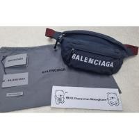 ราคา กระเป๋า Balenciaga nylon belt bag มือสอง ตามสภาพการใช้งาน แท้✅️% (49900641652)