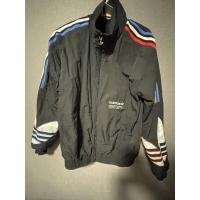 ราคา เสื้อคลุมแบรนด์adidasแท้ adidas Originals Adicolor Tricolor Men's Track Jacket Black Full Zip Rare GN3582 (22110125887)