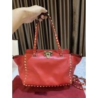 ราคา Valentino Rockstud Tote Bag (6385813862)