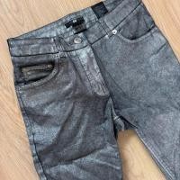 ราคา 【USED】 H&M กางเกงยีนส์สกินนี่ สีดำเงิน (28683382190)