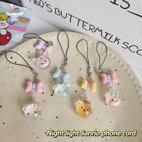 ราคา [San] Sanrio Luminous Lanyard Kuromi Melody Cinnamoroll Pompompurin Hello Kitty Bow สายคล้องโทรศัพท์กระเป๋าพวงกุญแจจี้ Charm ของเล่นของขวัญ POP (26977828226)