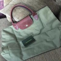 ราคา ส่งต่อกระเป๋า Longchamp รุ่นแบบไม่มีซิป สภาพ 60% (5815417376)