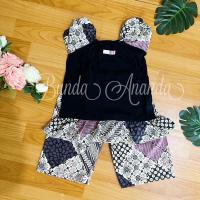 ราคา ชุดเสื้อผ้าเด็กผ้าบาติกผสม (RANDOM MOTIF) (27961879908)
