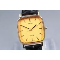 ราคา Vintage 1990 [Near MINT] Seiko Dolce 5E31-5A80 Gold Tank 27mm Quartz Men's Watch (41628962039)