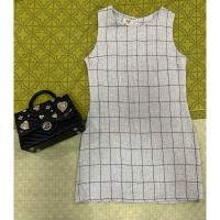 ราคา ชุดเดรสกระโปรงลายตารางสีเทา SIZE M งานป้าย Maikaew (24062524027)