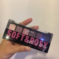 ราคา แท้100% ส่งฟรี NYX Professional Makeup Soft & Rosy Eyeshadow Palette (2805976333)