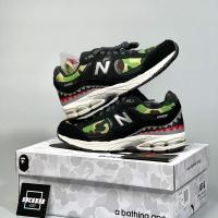 ราคา Bape x New Balance 2002r Size 9 us men (18809312551)