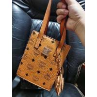 ราคา กระเป๋าสะพายข้างทรง Tote (20865898900)