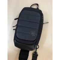 ราคา กระเป๋าคาดอก NY MLB YANKEES ของแท้ มือสอง (16275628578)