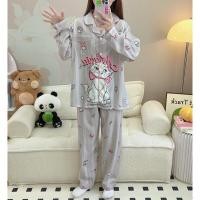 ราคา ชุดนอนไหมอิตาลีลายเจ้าแมวมาลีสีเทามีบิ๊กไซต์ (28066000907)