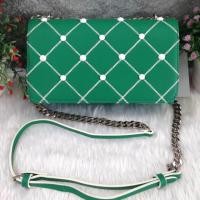 ราคา ❌ Sale ‼️ ต่ำกว่าทุน❌ CHARLES & KEITH EMBELLISHED QUILTED CLUTCH (6234159964)