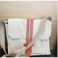 ราคา PaulSmithสะพายข้างมือสองของแท้ (3656656904)