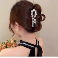 ราคา กิ๊บงับ กิ๊บดอกแก้วแฟชั่น สำหรับผู้มี2สีกิีบงับ หรูหรา ส่งในไทย (47407804544)
