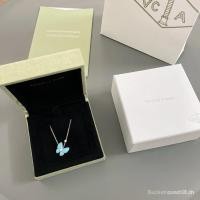 ราคา สร้อยคอผีเสื้อสีฟ้า Van Cleef & Arpels ดีไซน์ประณีต ใช้หินเทอร์ควอยซ์ธรรมชาติ (54957964291)