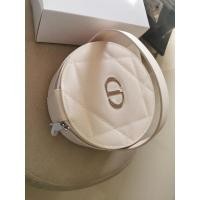 ราคา กระเป๋าเค​รื่องสำอาง​ดิออร์​ (8079676224)