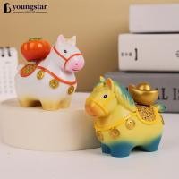 ราคา ใช่ ปีใหม่เรซิ่นตกแต่งการ์ตูนตุ๊กตาม้าน้อยตกแต่งโชคม้าโพนี่สก์ท็อปเครื่องประดับเทศกาลของขวัญ (50803497862)