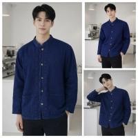 ราคา เสื้อหม้อฮ่อมลำพูน คอจีน มีกระเป๋า2ข้าง กระดุมไม้ งานทำมือ ผ้าฝ้ายใส่สบาย ระบายอากาศได้ดีทรงสุภาพ (49356699364)