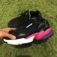 ราคา Adidas Falcon size38 (6032663475)