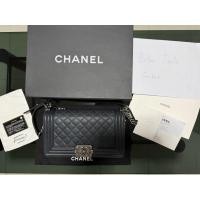 ราคา Used Chanel boy holo23 ปี 2017 มือสอง ของแท้ 100% (47403545239)