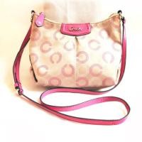 ราคา [Used] Coach แบบสะพายข้าง สีชมพู ของแท้ มือสองสภาพดี (1855072437)