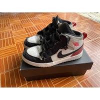 ราคา รองเท้าผ้าใบมือสองของแท้ Nike Jordan (24073477915)