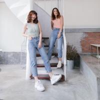 ราคา กางเกงยีนส์ทรงบอย กางเกงยีนส์ขากระบอกพับขา Cut off jeans กางเกงยีนส์พับขา กางเกงยีนส์ทรงกระบอก (1673337505)
