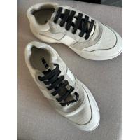 ราคา รองเท้าผ้าใบ Celine size 38 (29924936453)