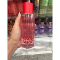 ราคา VICTORIA’S SECRET PINK SPARKLE BERRY FRAGRANCE BODY MIST SPRAY SPLASH 250ml. (28742320373)