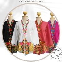 ราคา เสื้อย่าหยา KEBAYA เสื้อพื้นเมืองภาคใต้สำเร็จรูป ปักลายนกยูง (11386077546)
