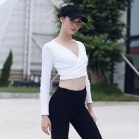 ราคา Zoe Wrap Top เสื้อแขนยาว ผูกเอว ผูกได้หลายแบบ ราคาเต็ม 590 (7610801530)