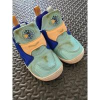 ราคา Reebok รองเท้าเด็ก (มือสอง) รองเท้าผ้าใบ สีฟ้า ไซส์ 14 cm. (18181488380)